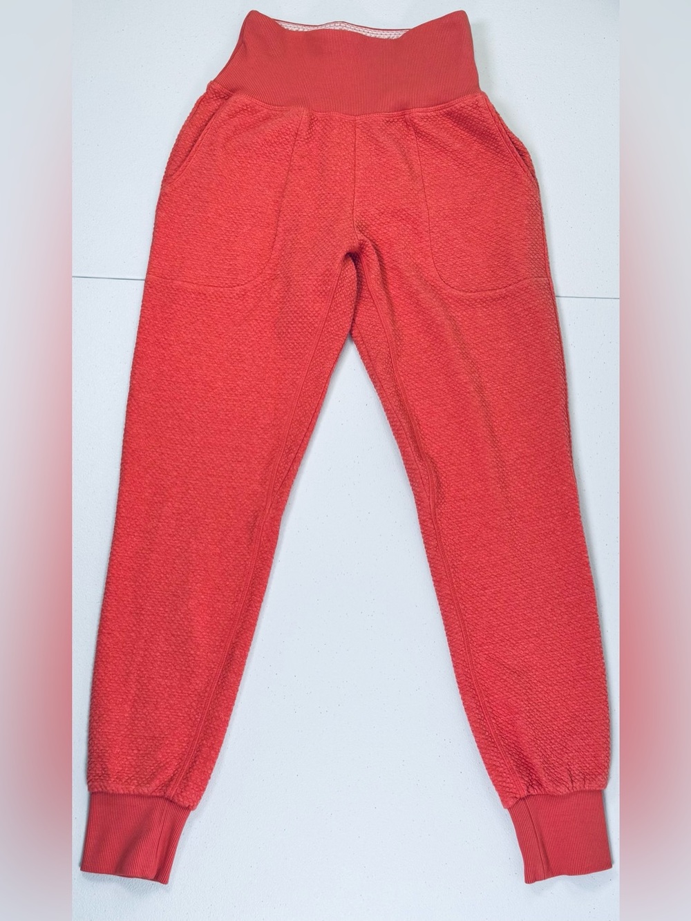 Born Primitive Woman’s Cloud Joggers in BP Color Hot Peach Size Small